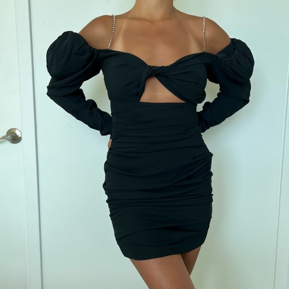 On fleek Black dress Size S - Picture 1 of 4